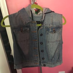 Jean jacket with hoodie (junior sizing)
